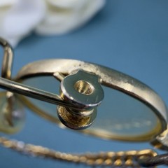 Vintage BROOCH / PIN Gold Rim Eyeglasses Miniature Doll Chain Spectacles Glasses
