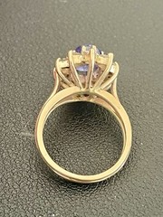 14k Yellow Gold Tanzanite and Diamond Ring. Size 5.75 (FL209)
