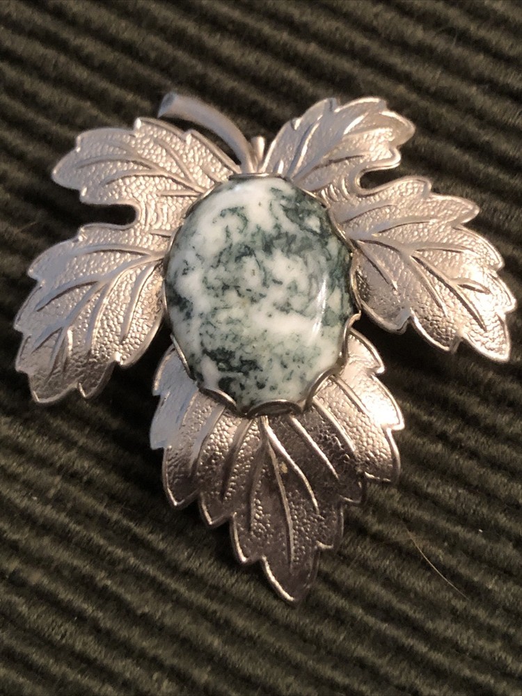 Vintage Brooch Maple Leaf Dark Green Cabochon Stone Silver Tone Pristine Cond