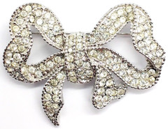 Elegant Vintage Large Valentino Garavani Brooch Rhinestone Ribbon Bow Pin