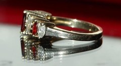 14k yellow gold size 4 ring 0.90ct garnet natural diamond pyramid 3.0gr N3074E