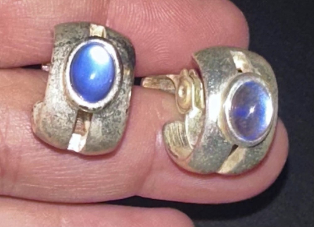 Vintage Silver Half Hoop Blue Moonstone Monet Clip-On Earrings Huggie Cuff