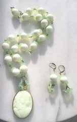 SALE! VINTAGE URANIUM LADY CAMEO PENDANT 1930’S URANIUM GLASS BEAD NECKLACE SET