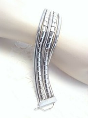 Elegant Vintage 5 Strand Silver Tone Snake Style Chain Bracelet safety chain