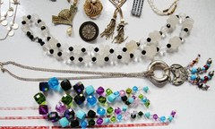 NICE LOT OF VINTAGE JEWELRY MOST TO WEAR SOME FOR REPAIR