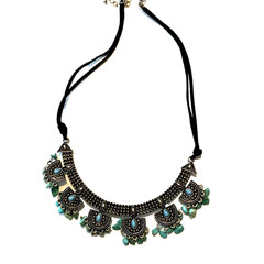 Vtg Faux Turquoise Stone Dangles & Antiqued Silver Tone Necklace ~17″ Boho Chic