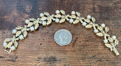 Lot 16 Vintage Now Simulated Faux Pearl Bracelets 2 Napier 1 Coro 2 Patented