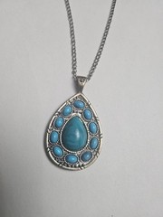 Vintage Antique Silver-Tone Necklace with Turquoise Teardrop Pendant”