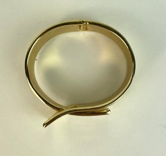 Vintage Cuff Belt Buckle Style Clamper Gold Tone Hinged Bracelet 2.5″ X 2.0″