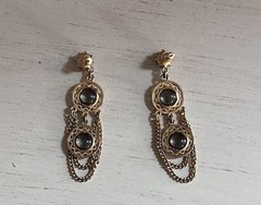 Vintage Celebrity Bezel Smokey Gray Crystal Stone Gold Chain Drop Earrings