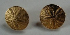 1955-1969 Vintage Crown Trifari Goldtone Sand Dollar Clip Earrings