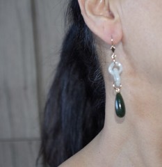 14K Vintage Interlocking Large Jade Elongated Leverback Earrings