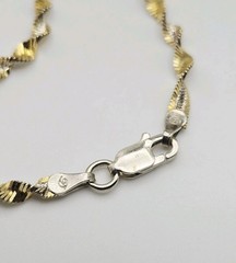 Dyadema Sterling Silver Vermeil Twisted Herringbone 2.5mm Chain Necklace 18″