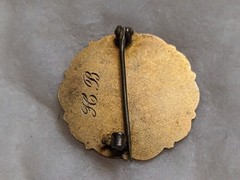 1922 W.S.D.N. 1932 Gold Pin Signed Hallmark HB Untested 1 inch diameter
