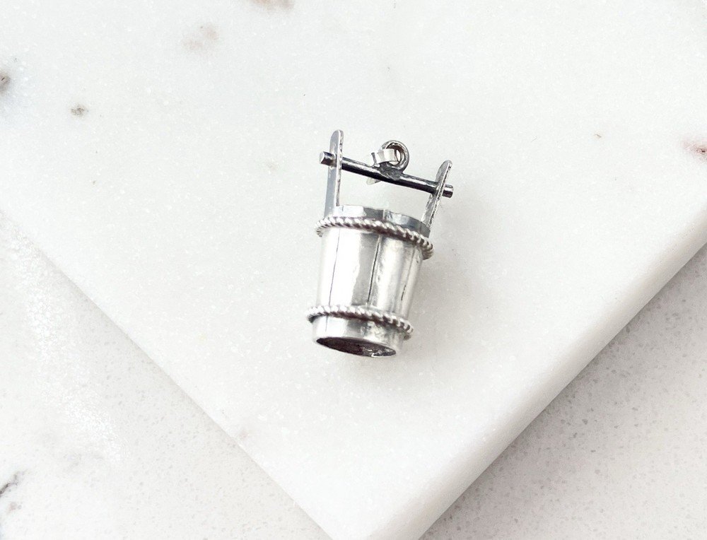 Vintage 925 Sterling Silver Wishing Well Charm Pendant