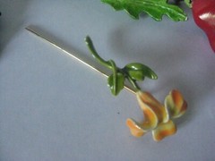6 Vintage Flower Enamel Yellow Red Blue Green White Gold Silver Daisy Lot