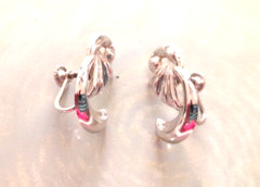 Vintage 1970’s Sterling Silver 925 Ribbon 1″ Screw Back Earrings Beautiful