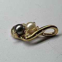 Vintage~ Black Onyx, White Pearl & Cubic Zirconia Gold Plated Pendant