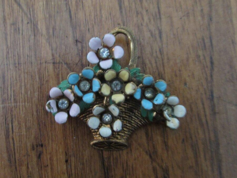 Vintage sweet enamel metal flower basket brooch pin