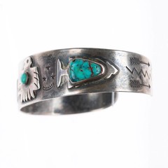 6.5″ c1940 Fred Harvey era sterling silver thunderbird/arrowheads cuff bracelet