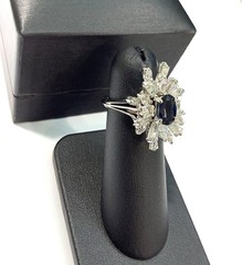 18K White Gold 2.59ctw Oval Blue Sapphire & VS Mixed Cut Diamond Cocktail Ring