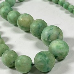 Vintage Green Hand knotted Beaded Necklace Graduated Size Plastic 26″ Faux Jade