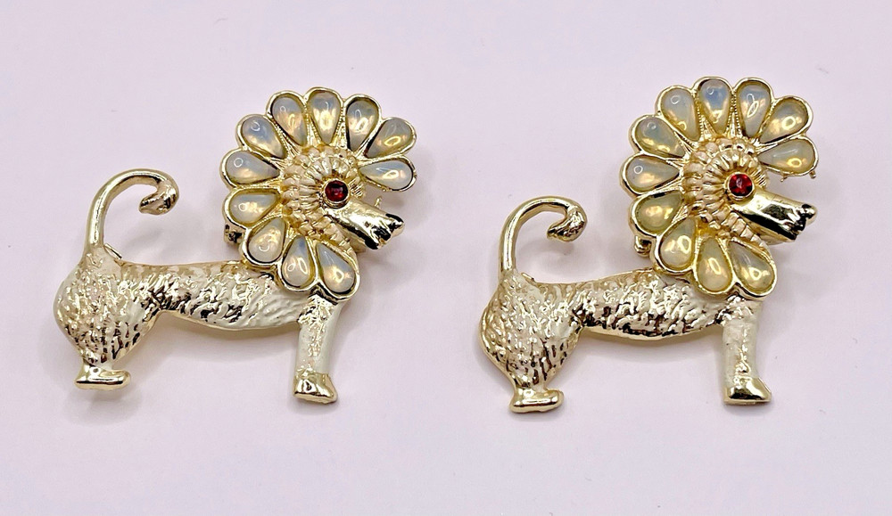 Lion Floral Mane Brooch Pin Fashion Jewlery Gold Vintage Style 1.25″Lot Of 2