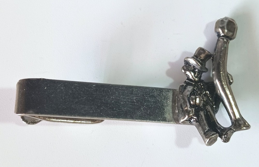 Vtg Silver-tone Tie Bar Clip: Sullen Man in Top Hat Holding Bent Street Lamp