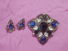 Vintage Brooch And Earring Set