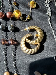 3.5 Lbs! 50+Vintage lot Of Silver And Gold Tone Necklace/bracelets/earrings/ring