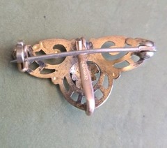 ANTIQUE Simmons Rose, White and Green Gold Tone WATCH PIN Brooch