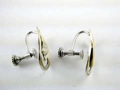 Vintage Gilt Front Sterling Silver Deco Style Leaf Screw Back Earrings 5g .75 In