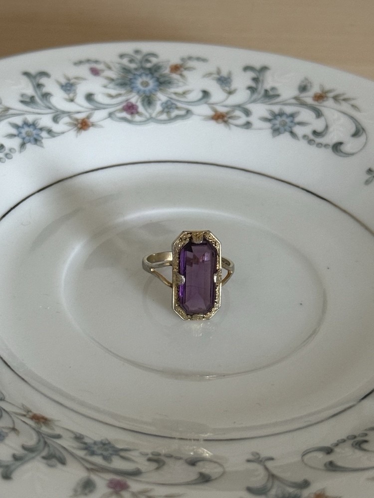 Vintage 18KT HGE Gold Plated Cocktail Ring, Emerald Cut Purple Glass size 6