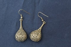 Dangle Earrings Silver-Tone Alloy 1 1/2″ long Vintage
