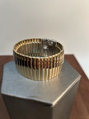 Vintage Gold Tone Expandable Rhinestone Stretch Bracelet Ribbed Panel Design