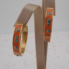 VTG KJL Kenneth J Lane Peach Enamel Simulated Turquoise Gold Tone Hoop Earrings