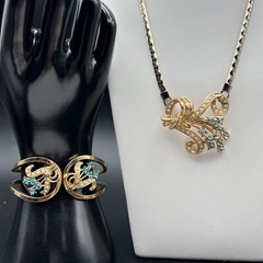Vintage Blue Rhinestone & Faux Pearl Pendant Necklace & Clamper Bracelet Set