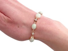 9.50Ct White Opal and 0.24Ct Diamond 15k Yellow Gold Necklace / Bracelet Set