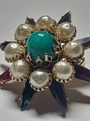 VTG Judy Lee Faux Jade /Rhinestones / Faux Pearls Brooch & Clip Earring Set