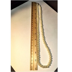 1165. Faux Pearl Strand