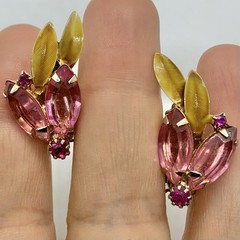 Vtg Midcentury Pink Marquise Rhinestone Yellow Enamel Climber Earrings Clip Claw