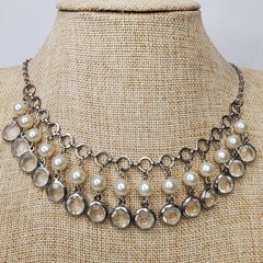 Vintage Necklace Casual Career Faux Pearl Bib 18 Inch