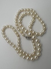 Vtg. 19” Mid-Century Graduated Cultured Akoya Pearl Necklace 14k clasp 4.2-8mm