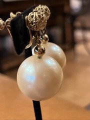 Vintage Napier Huge Pearl Cabochon Filigree Gold Dangle Drop Clip On Earrings