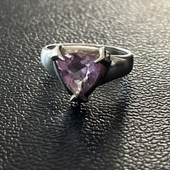 Vintage C&A Sterling Silver Ring With Trillion Cut Purple Gemstone Kunzite 6.25