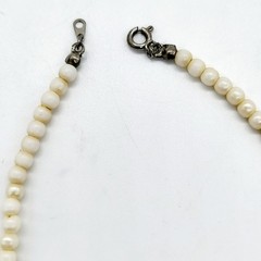 Vintage Pearl Necklace Spring Ring Clasp Single String Closure Elegant Glamour