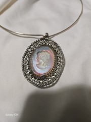 Vintage Warner Intaglio Glass Cameo Brooch c1950-1970
