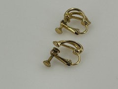 Napier Vintage Triple Hoop Clip On Earrings Gold Tone Approx 1/2″ Wide Screw