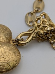 Vintage Floral Heart Locket Pendant 16″ Mariner Coffee Bean Link Chain