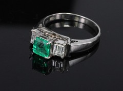 Rare 0.91ct GIA Colombian Emerald & 0.78ct Diamond Platinum Ring, Size 8.5